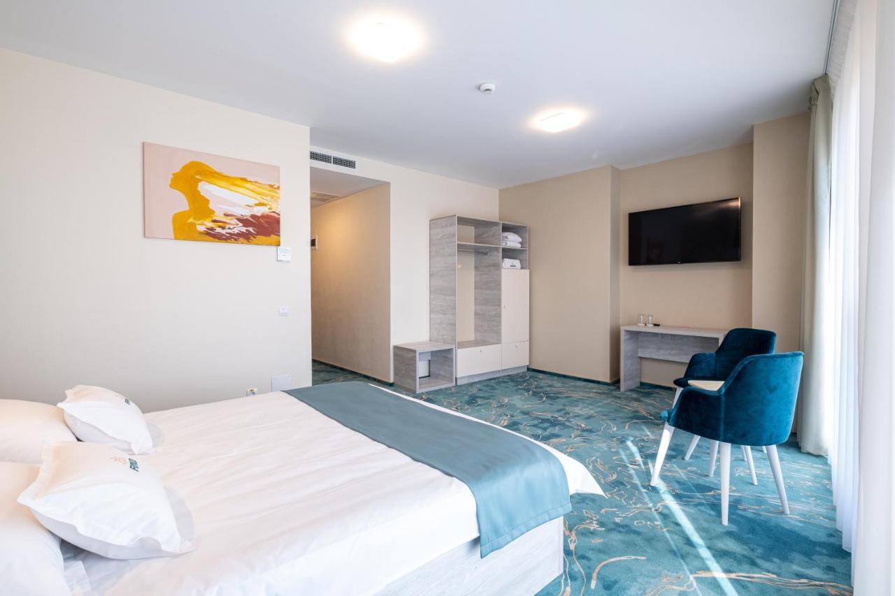 Fiald Hotel & Spa Bacau Exterior photo