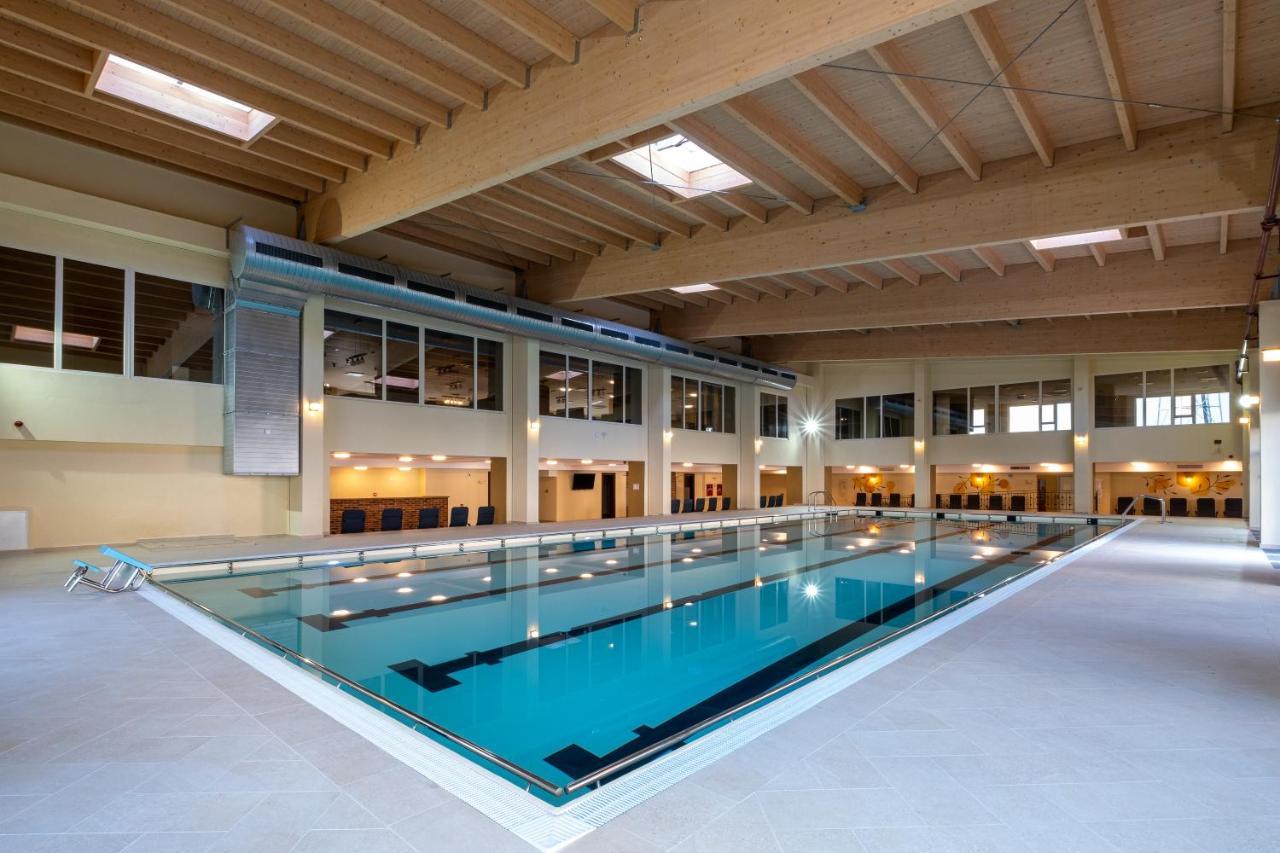 Fiald Hotel & Spa Bacau Exterior photo